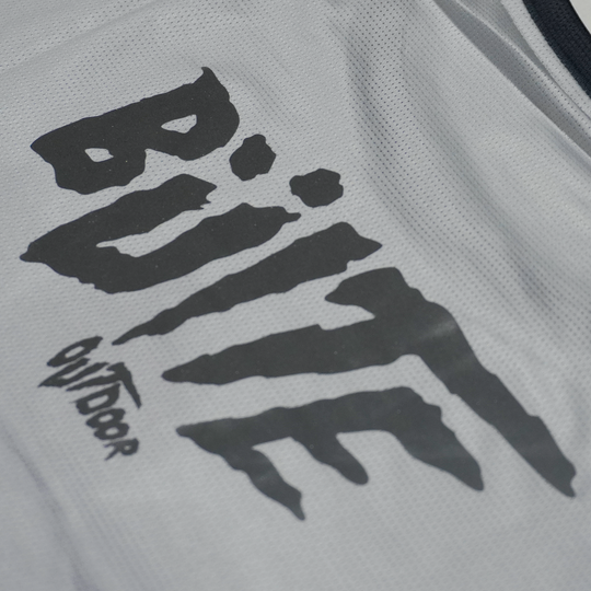 büite Performance Tee | Long Sleeve